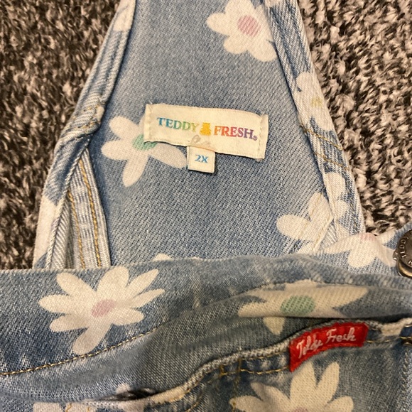 Teddy Fresh daisy overalls, sz. 2 XL - Picture 4 of 7